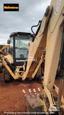 Retro Escavadeira New Holland LB90