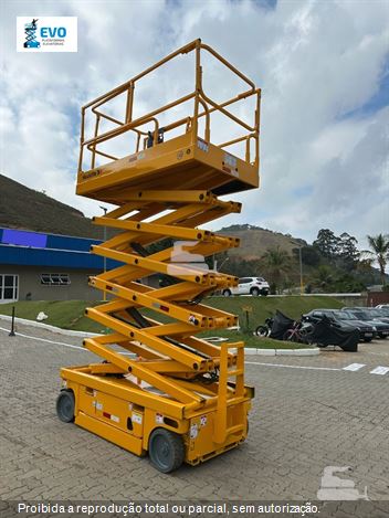 Plataforma Aérea (Elevatória) Haulotte Compact 14