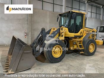 Pá Carregadeira Volvo L60F