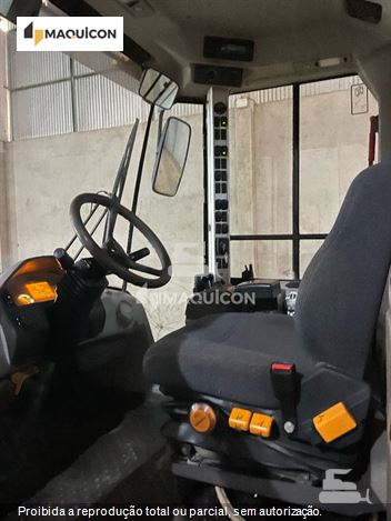 Pá Carregadeira Volvo L60F