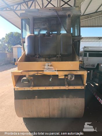 Rolo Compactador JCB VM115