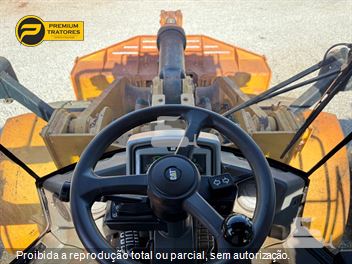 Pá Carregadeira Caterpillar 966L