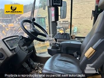 Pá Carregadeira Caterpillar 966L