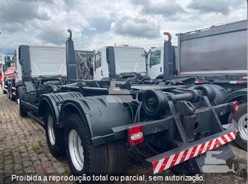 Caminhão Volkswagen 24-280 E Constellation 6x2 2p (Diesel)(E5)