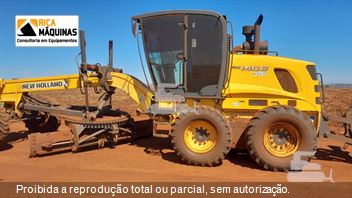 Motoniveladora New Holland RG140B