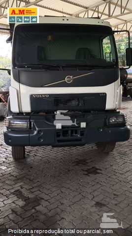 Caminhão Volvo VM 330 6x4 2p (Diesel) (E5)