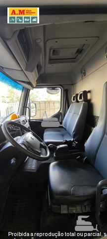 Caminhão Volvo VM 330 6x4 2p (Diesel) (E5)