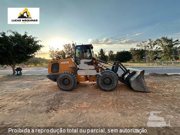 Pá Carregadeira Case W20G