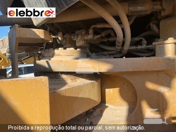 Pá Carregadeira Caterpillar 988G