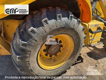 Retro Escavadeira New Holland B90B