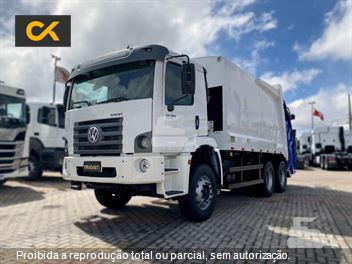 Caminhão Volkswagen 24-260 CRM 6x2 2p (diesel)