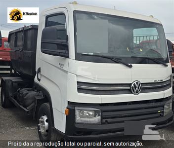 Caminhão Volkswagen 6-160 Delivery 2p (diesel)(E5)