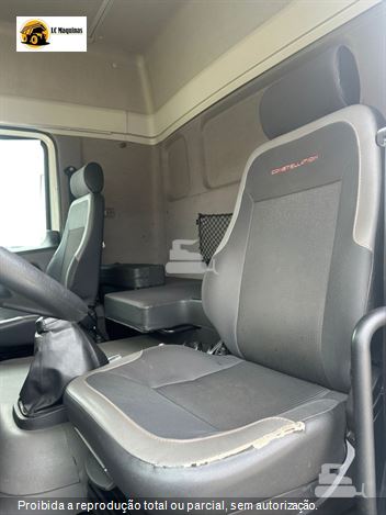 Caminhão Volkswagen 25-420 Constellation 6x2 2p (Diesel)(E5)