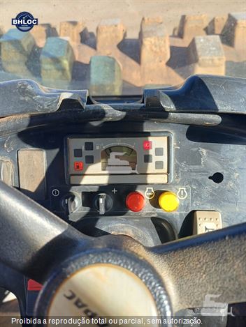 Rolo Compactador Dynapac CA250