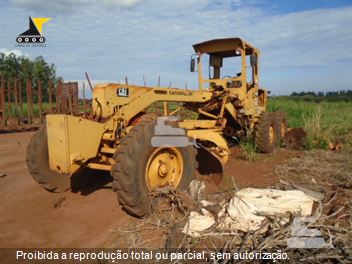 Motoniveladora Caterpillar 140B