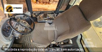 Pá Carregadeira Komatsu WA200