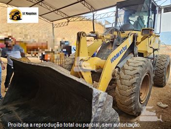 Pá Carregadeira Komatsu WA200