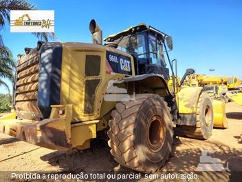 Pá Carregadeira Caterpillar 966L