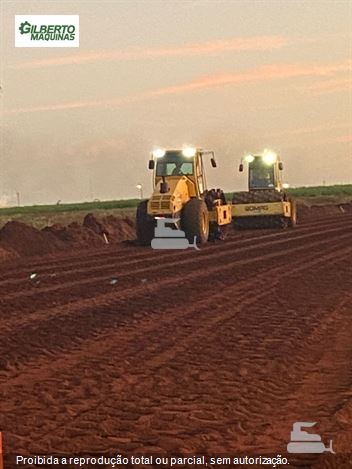 Rolo Compactador Bomag BW 211 D-40