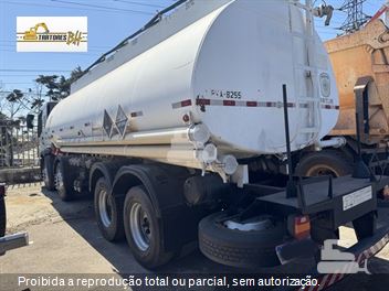 Caminhão Volkswagen 24-280 E Constellation 8x2 2p (Diesel)(E5)