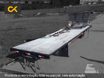 CARROCERIA DE MADEIRA 8M