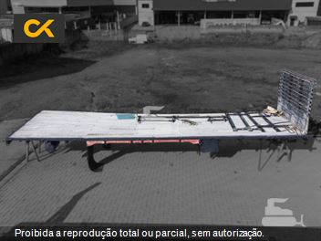 CARROCERIA DE MADEIRA 8M