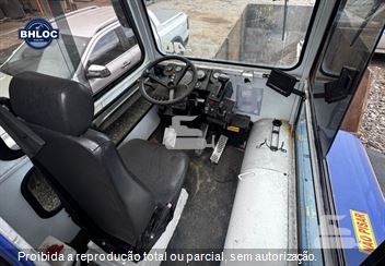 TRATOR DE TERMINAL RUCKER, TT40, ANO 2011, ÚNICO DONO, 5ª RODA P/ 32T