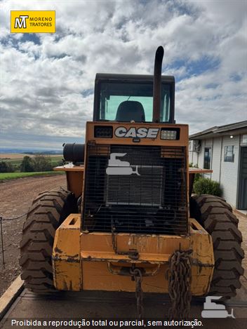 Pá Carregadeira Case W20E