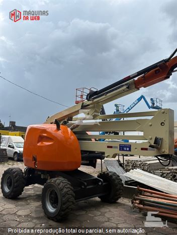 Plataforma Aérea (Elevatória) JLG 450 AJ