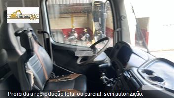 Caminhão Mercedes-Benz Axor 4144 K 6x4 2p (Diesel) (E5)