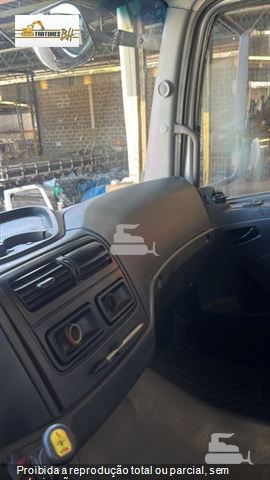 Caminhão Mercedes-Benz Axor 4144 K 6x4 2p (Diesel) (E5)
