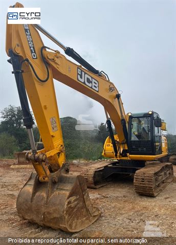 Escavadeira JCB JS210