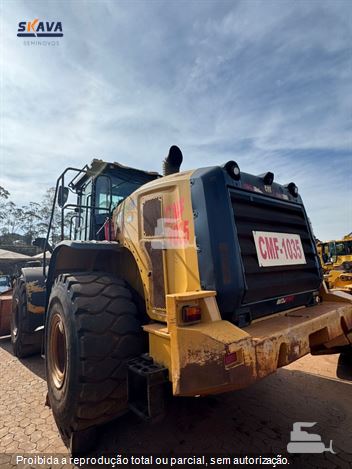Pá Carregadeira Caterpillar 966L