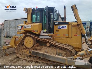 Trator de Esteira Caterpillar D6T