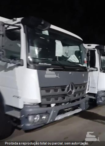 Caminhão Mercedes-Benz Atego 2730 6x4 2p (Diesel)(E5)