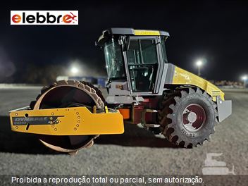 Rolo Compactador Dynapac CA250