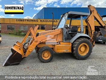Retro Escavadeira Case 580L