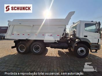 Caminhão Mercedes-Benz Axor 2831 6x4 2p (diesel)