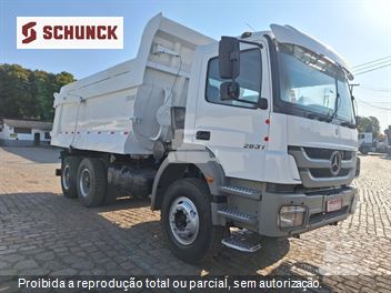 Caminhão Mercedes-Benz Axor 2831 6x4 2p (diesel)