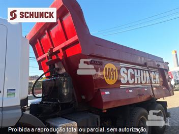 Caminhão Mercedes-Benz Axor 2831 6x4 2p (diesel)