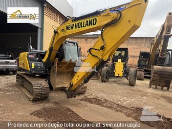 Escavadeira New Holland E145C EVO