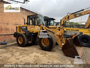 Pá Carregadeira Komatsu WA320