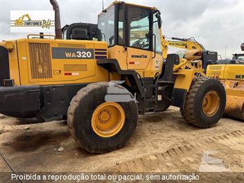 Pá Carregadeira Komatsu WA320