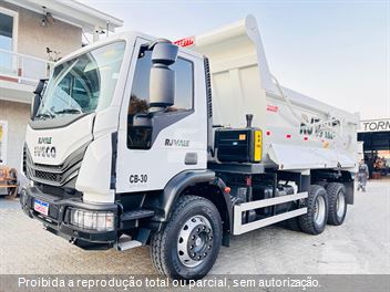 Caminhão Iveco TECTOR 27-320 6x4 2p (Diesel)(E6)