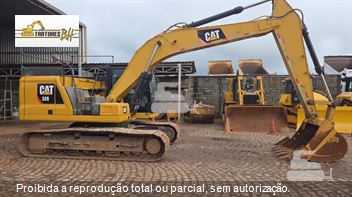 Escavadeira Caterpillar 320
