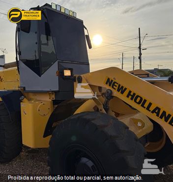 Pá Carregadeira New Holland 12C