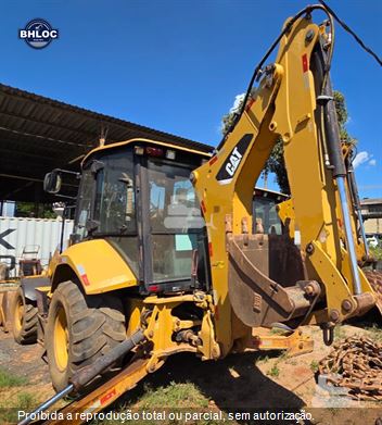 Retro Escavadeira Caterpillar 416F2
