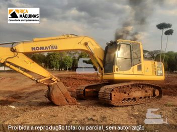 Escavadeira Komatsu PC160