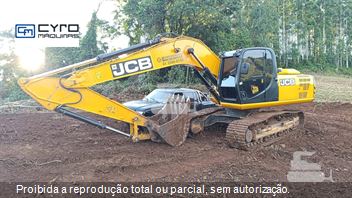 Escavadeira JCB JS210