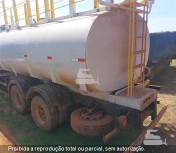 Caminhão Volkswagen 31-330 E Constellation 6x4 2p (Diesel)(E5)